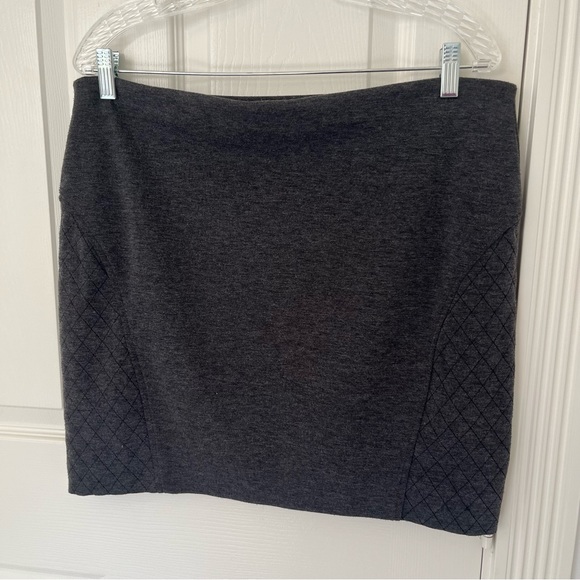 SIMPLY VERA VERA WANG Gray A-Line Pull On Skirt | Large - Picture 6 of 7